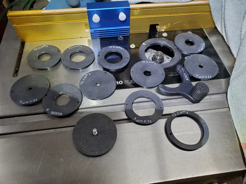 Bộ thân, vòng đệm và dụng cụ cho tấm bàn phay Rockler - Image 1