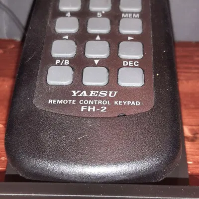 Đế Để Bàn Yaesu FH-2 Keypad - Phụ Kiện Cho Dân Radio Nghiệp Dư
