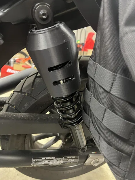 Ốp Che Phuộc Tương Thích Cho Honda SCL500 - Image 1