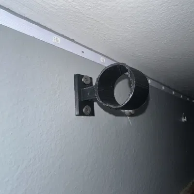 Giá treo cần câu gắn tường đơn giản, tiết kiệm không gian