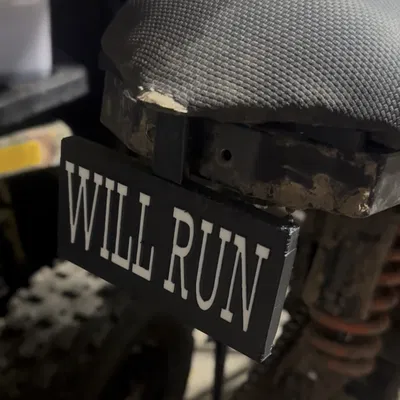 Bảng tên trang trí WILL RUN 3D cho xe địa hình