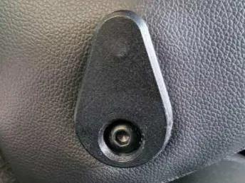 Nắp che lỗ bắt vít bệ tì tay cho Suburban/Tahoe/Yukon (2007-2014) - Image 3