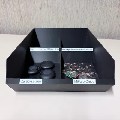 Khay Đựng Đồ Đa Năng 4 Ngăn Có Nhãn Dán - Giải Pháp Sắp Xếp Thông Minh