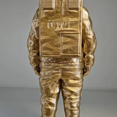 Mô hình phi hành gia Aouda Suit – Trang trí in 3D độc đáo