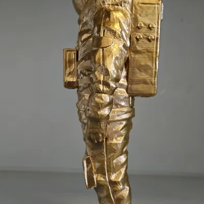 Mô hình phi hành gia Aouda Suit – Trang trí in 3D độc đáo