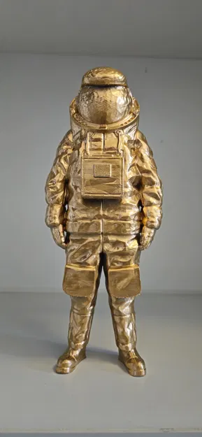 Mô hình phi hành gia Aouda Suit – Trang trí in 3D độc đáo - Image 3