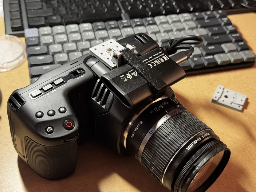 Ngàm gắn SSD và phụ kiện phía trên cho BlackMagic Pocket Cinema Camera 6K - Image 1