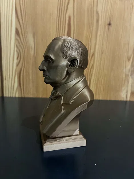 Tượng bán thân Edward Henry Carson - Image 4