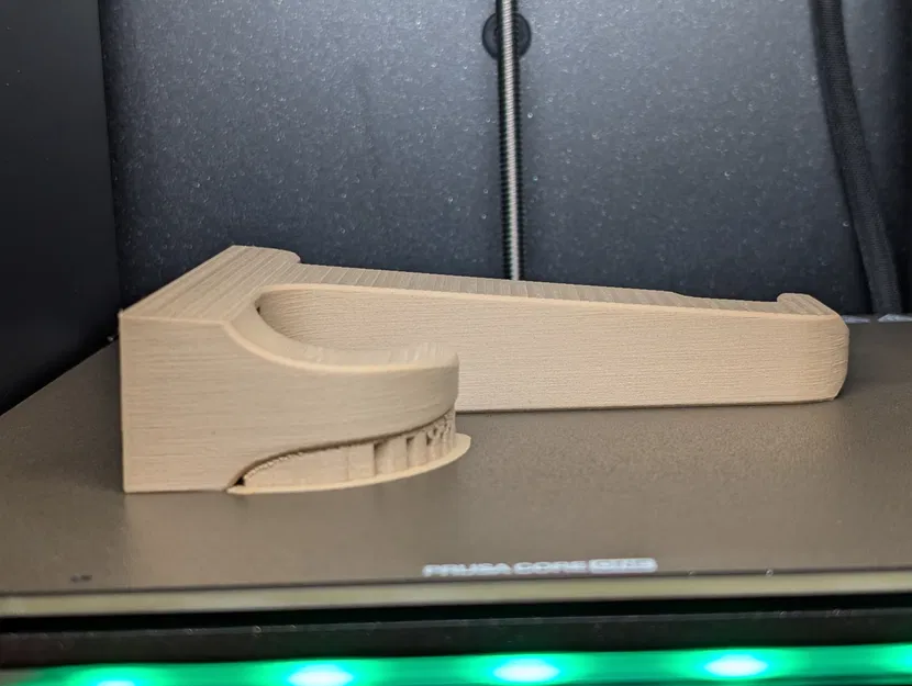 Giá treo nón bảo hiểm xe đạp gắn tường - Image 4