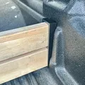 Kẹp giữ ván ngăn thùng xe bán tải (Truck Bed Cargo Divider Brace) - Thumbnail 2