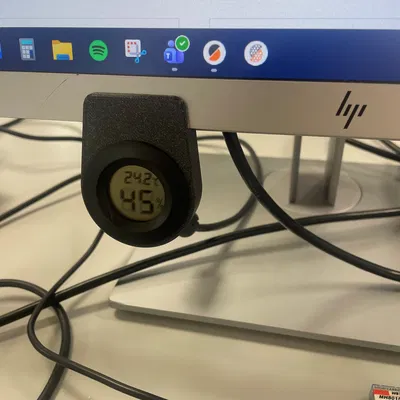 Ốp gắn nhiệt ẩm kế lên màn hình máy tính tiện lợi