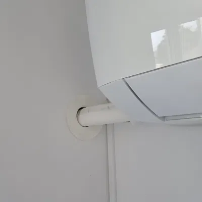 Ốp che lỗ tường cho ống máy lạnh