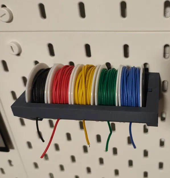 Giá treo 5 cuộn dây điện trên bảng Skadis tiện lợi - Image 2