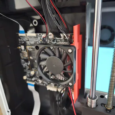 Giá đỡ quạt tản nhiệt mainboard hiệu quả cho Snapmaker U1