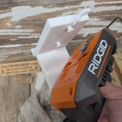 Giá treo tường Slatwall cho bộ sạc pin Ridgid 18V R86093