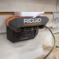 Giá treo tường Slatwall cho bộ sạc pin Ridgid 18V R86093 - Thumbnail 4