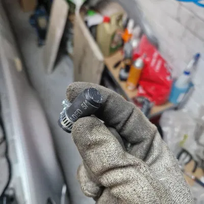 Nút bịt ống chân không / ống xăng đường kính trong 8mm