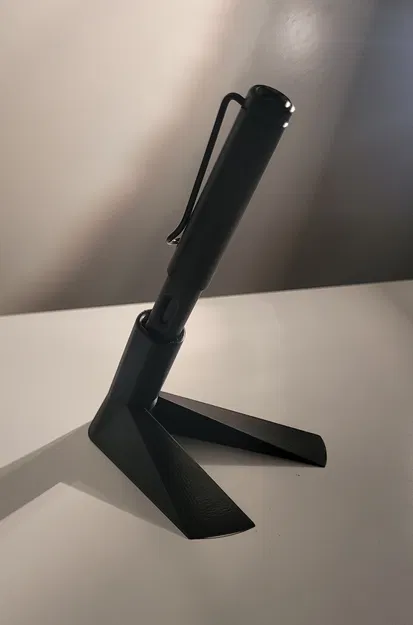 Đế cắm bút Lamy Safari cải tiến với chân đế vững chãi - Image 2