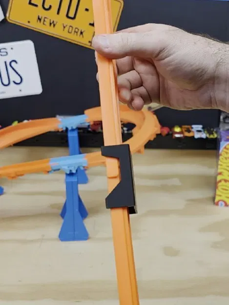 Kẹp hỗ trợ khớp nối đường đua Hot Wheels Snap Track - Image 3