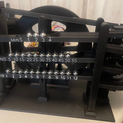 Ball Clock - Đồng hồ bi cơ khí cổ điển