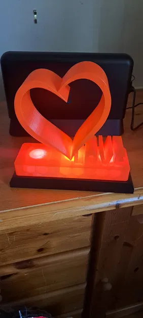 Mô hình trang trí trái tim LOVE tích hợp đèn LED độc đáo - Image 1