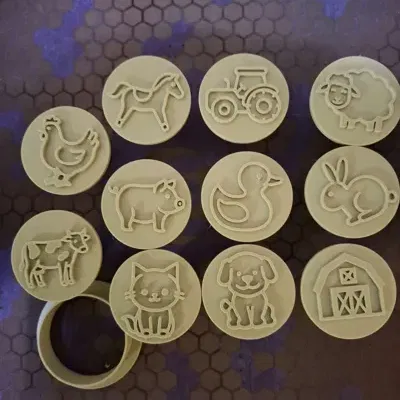 Bộ khuôn đóng dấu hình động vật nông trại 3D cho đất nặn