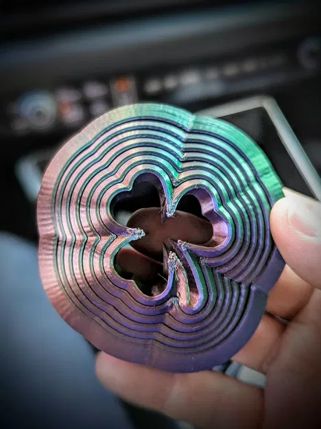 Fidget Cỏ Ba Lá Xếp Lớp - Mẫu Trang Trí Lễ Thánh Patrick - Image 1