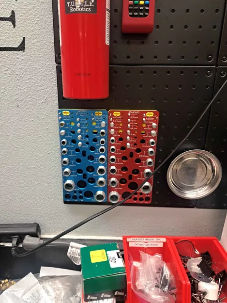 Giá treo bảng Pegboard cho bộ kiểm tra ốc vít Thread Checker - Image 2