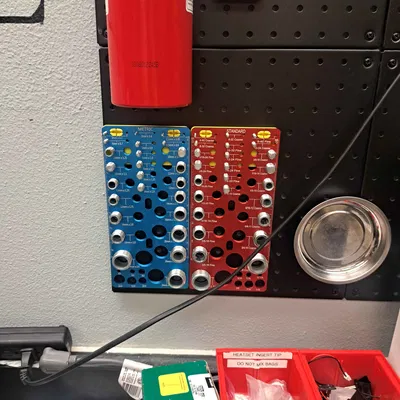 Giá treo bảng Pegboard cho bộ kiểm tra ốc vít Thread Checker