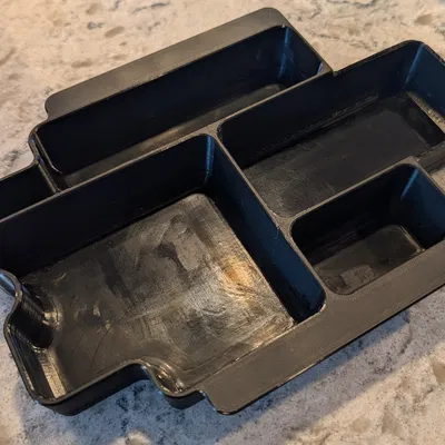 Khay tổ chức ngăn để đồ trung tâm cho xe Cadillac Vistiq 2026