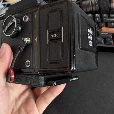 Đế gắn máy ảnh Zenza Bronica ETRS/ETRSi kèm ngăn giữ Dark Slide