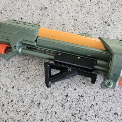 Tay cầm bơm Picatinny cho Lanard Triple Shot / Air Zone / Huntsman Pillager X12