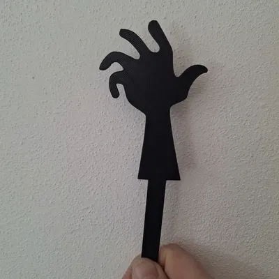 21. Ruka - Phụ kiện cắm chậu cây hình bàn tay zombie trang trí Halloween