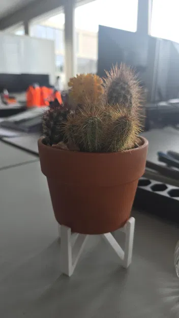 Chân đế nâng chậu cây 3D tối giản - Phụ kiện trang trí bàn làm việc - Image 1