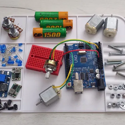 Khay đựng linh kiện Build tray