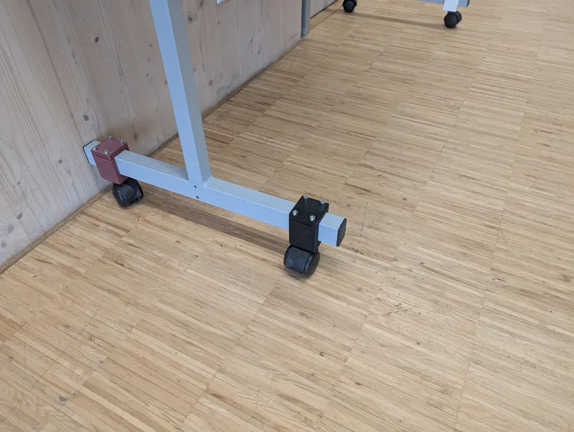 Bộ phận thay thế giá đỡ bánh xe cho giá treo quần áo (Coat hanger) - Image 1