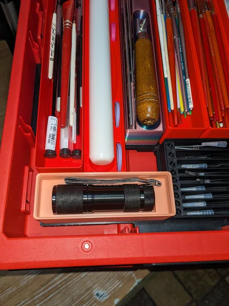 Khay Gridfinity cho Đèn pin Mini - Image 1