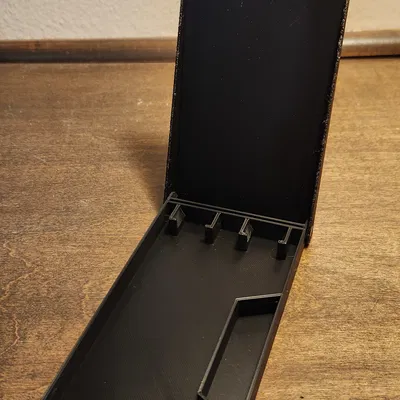 Unstoppable Board Game - Hộp Đựng Bộ Bài Gập Gọn