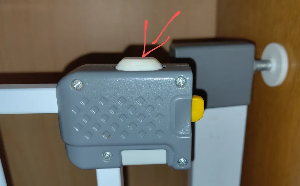 Linh kiện thay thế nút bấm mở chốt cửa an toàn Safety 1st - Image 1