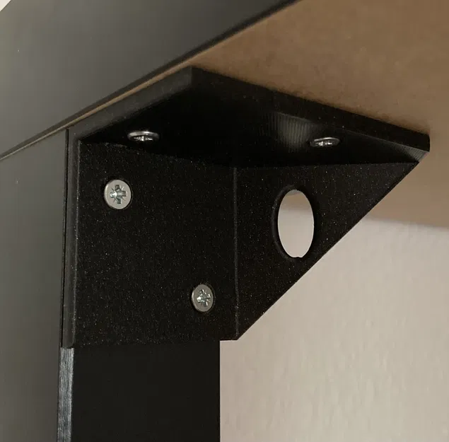 Ke góc gia cố chân bàn Ikea LACK kèm lỗ quản lý dây điện - Image 1