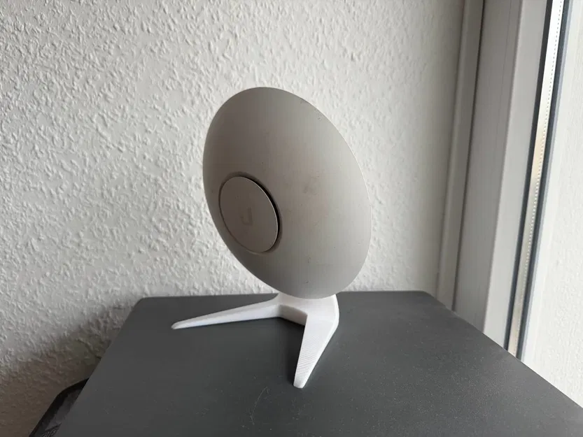 Chân đế để bàn góc nghiêng 15 độ cho UniFi UAP-AC-LR - Image 2