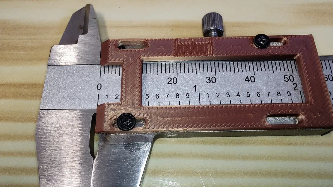 Khung in 3D chuyển đổi thước kẹp điện tử hỏng sang thước kẹp cơ học - Image 2