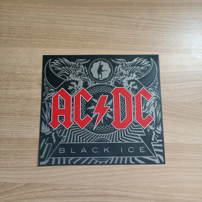 Trang trí treo tường hình AC/DC