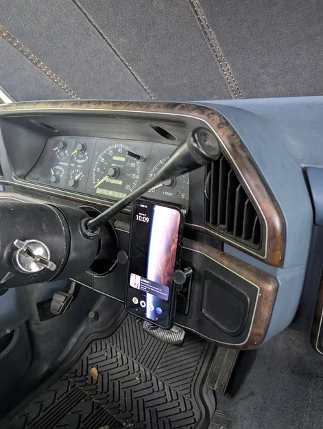 Giá đỡ điện thoại cho khay đựng tiền xu trên Ford F150 đời 87-91 - Image 1