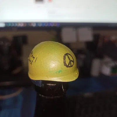 Mũ bảo hiểm US M1 cho chai bia