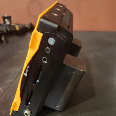 Nắp che màn hình cho Blackmagic Design 12g Video Assist 7"