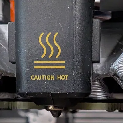 Giá đỡ quạt tản nhiệt Qidi Q2 nâng cấp hỗ trợ gắn cảm biến Beacon