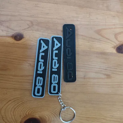 Móc khóa Audi 80 - Thiết kế dựa trên linh kiện xe hơi huyền thoại