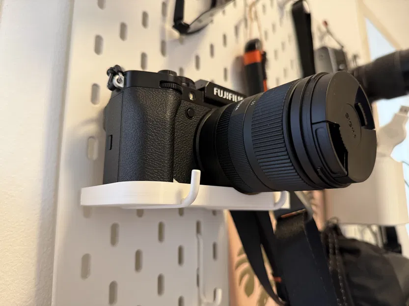 Ngàm gắn Fujifilm XT5 lên bảng Skadis - Image 1