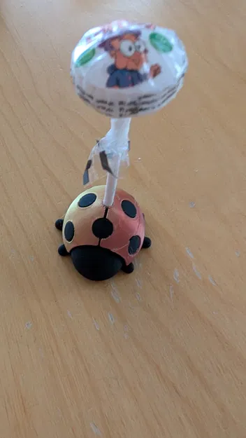 Đế cắm kẹo mút hình bọ rùa dễ thương in 3D cho bé - Image 1